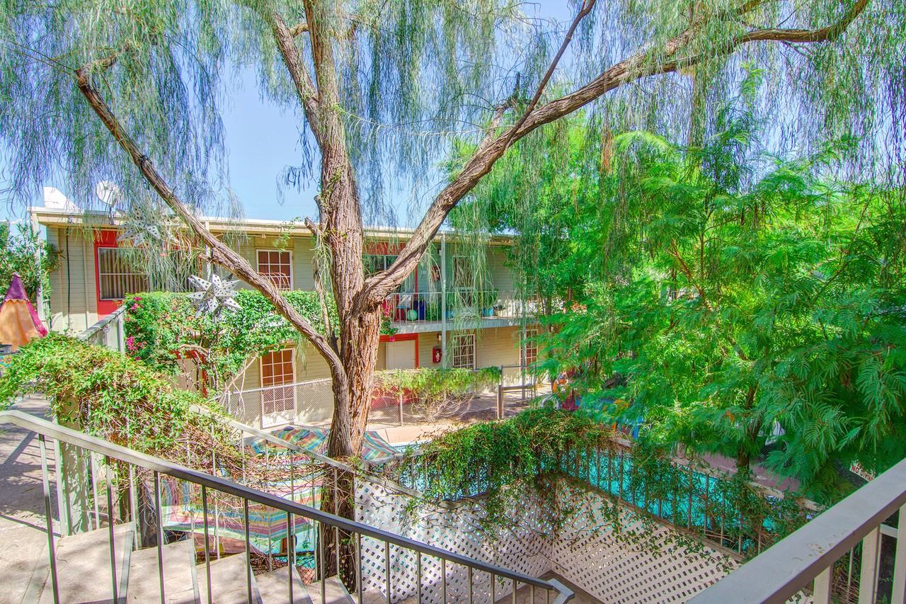 320 East Willetta Street #09 - Photo 3 of 19