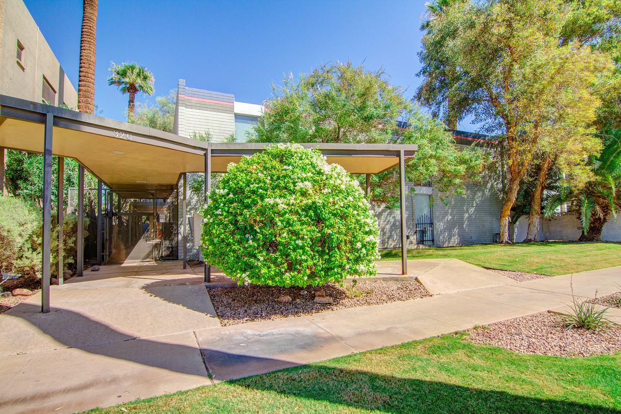 320 East Willetta Street #09 - Photo 5 of 19