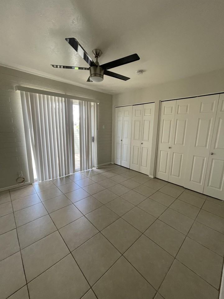 320 East Willetta Street #09 - Photo 2 of 19