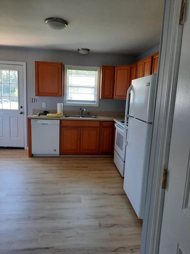 210 Shipman Rd Bldg E #4 - Photo 7 of 20