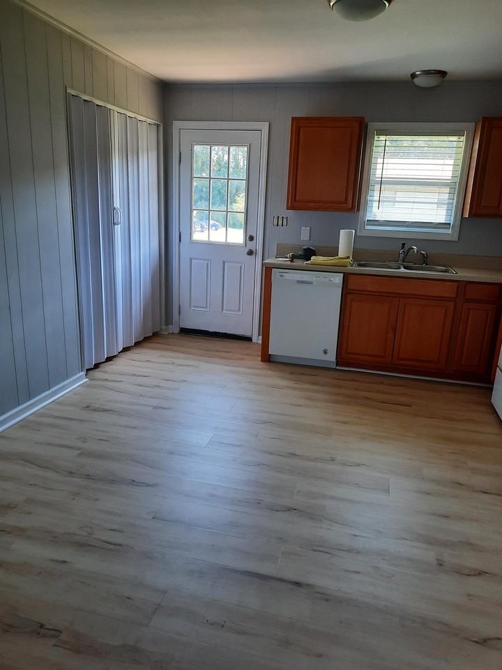 210 Shipman Rd Bldg E #4 - Photo 7 of 20