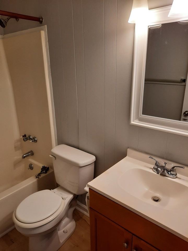 210 Shipman Rd Bldg E #4 - Photo 6 of 20