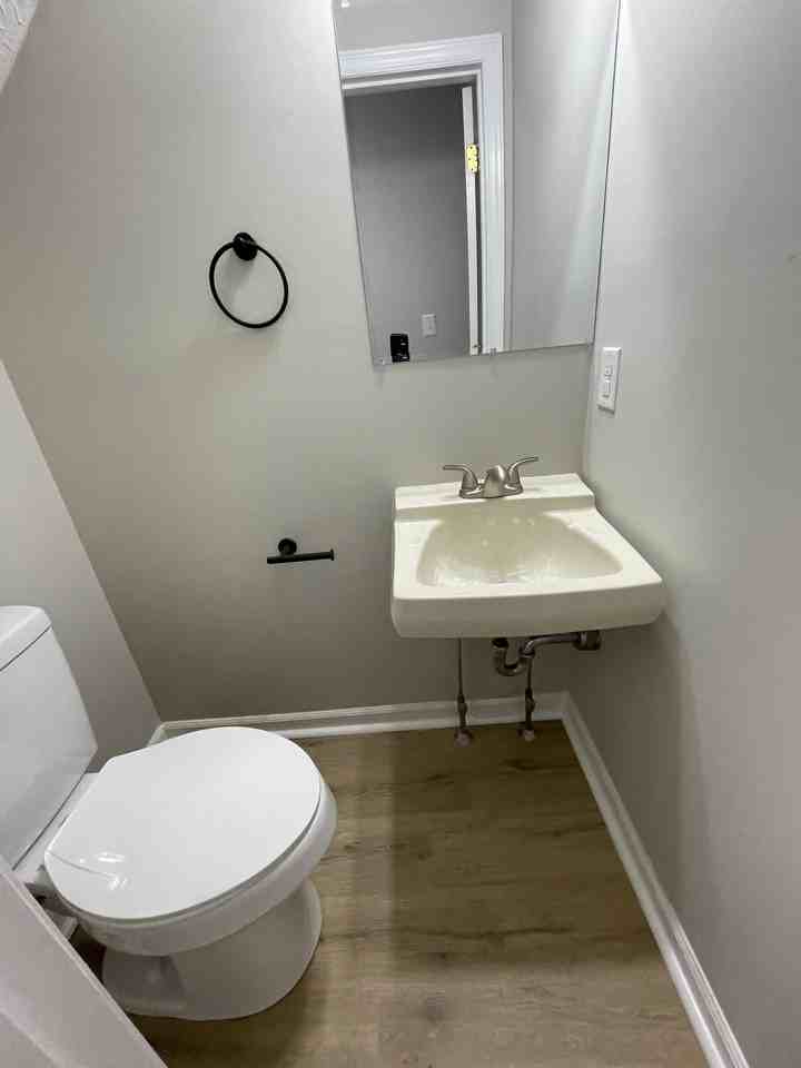 139 Eastvail Dr #139 - Photo 3 of 12