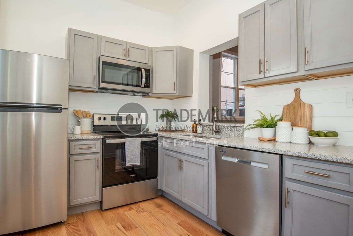 318 N Duke St #1 - Photo 3 of 22