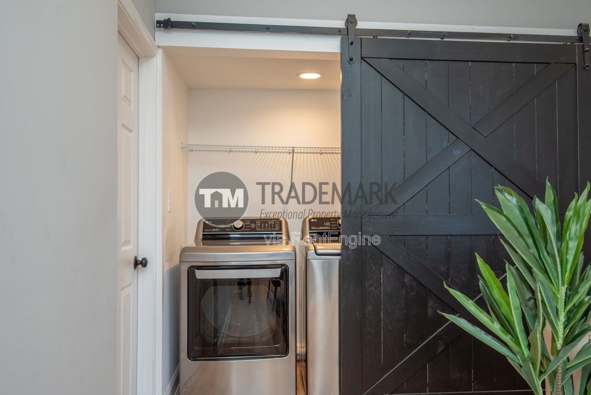 318 N Duke St #1 - Photo 4 of 22