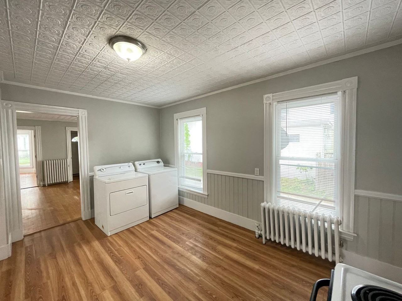 350 Portland St #A - Photo 3 of 23