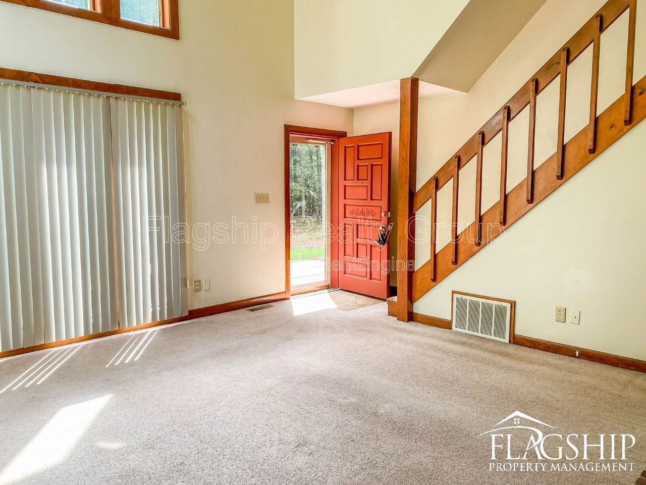 1228 Forest Acres Dr - Photo 6 of 42