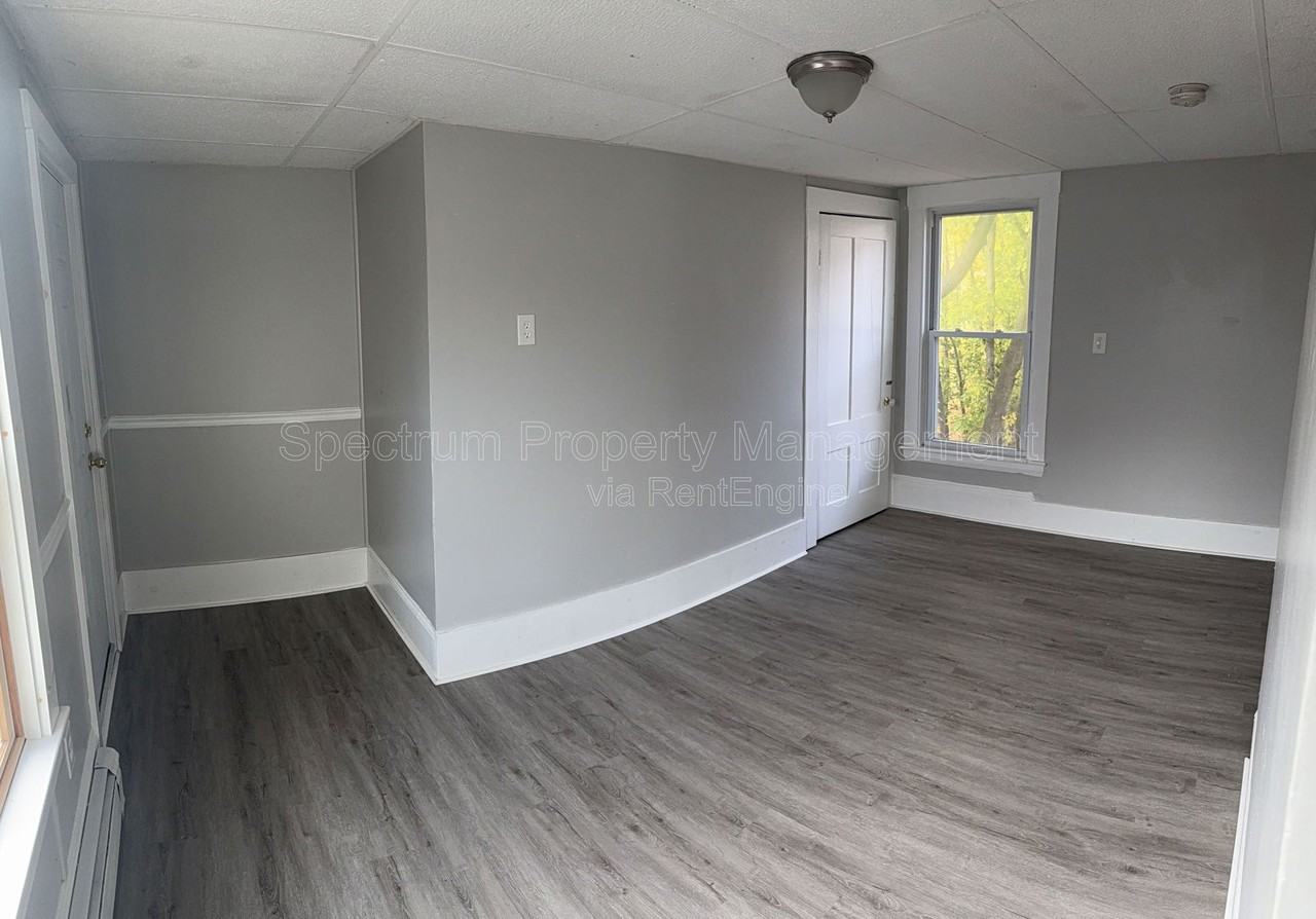 22 Highland Avenue #4 - Photo 3 of 7