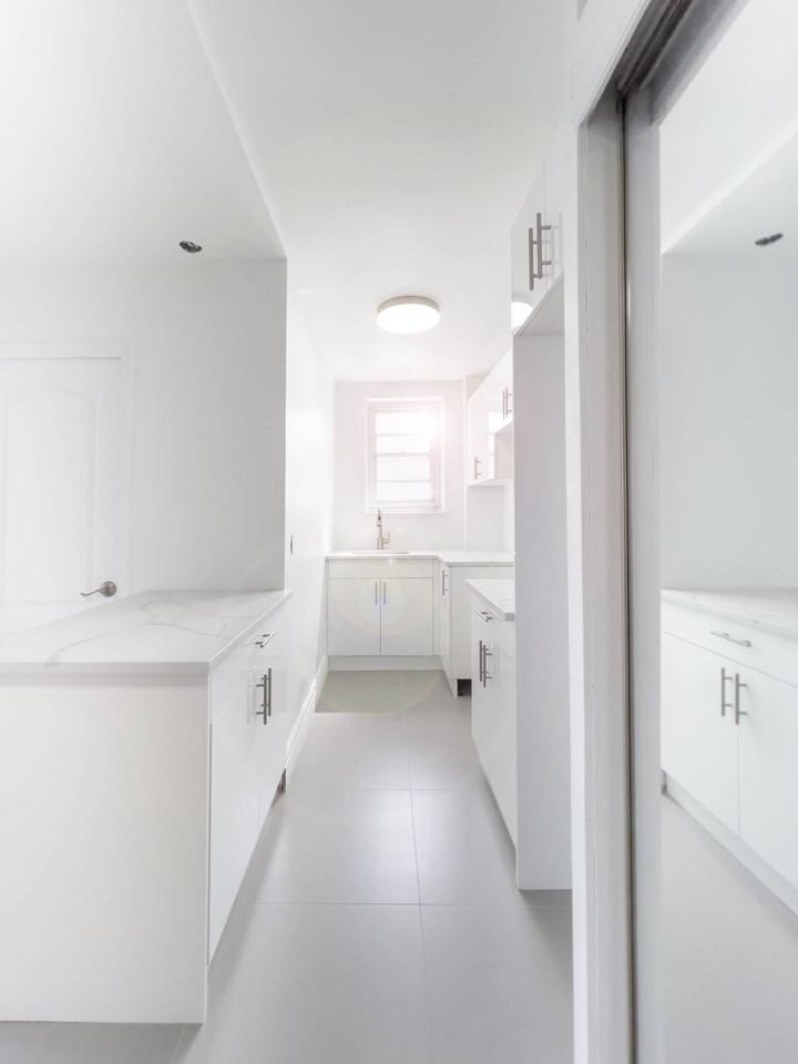 200 Avenue Kensington #307 - Photo 6 of 12