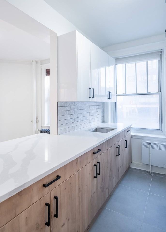 200 Avenue Kensington #10 - Photo 6 of 14