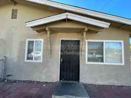 featured image of 199 N Inez St #B