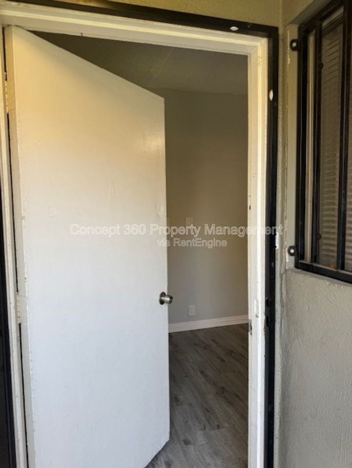 2028 Chestnut Ave #A - Photo 5 of 26