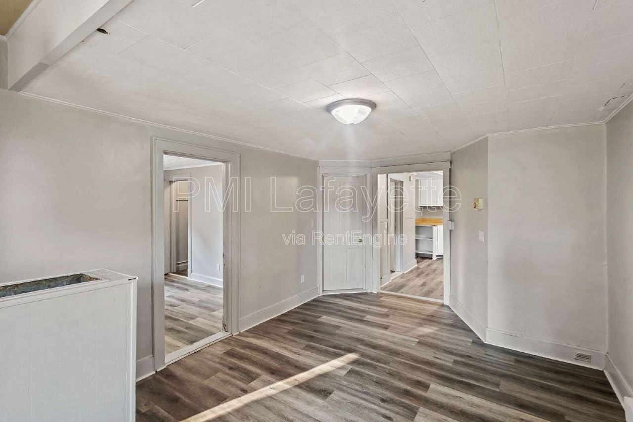 131 S 28th St - Photo 3 of 16