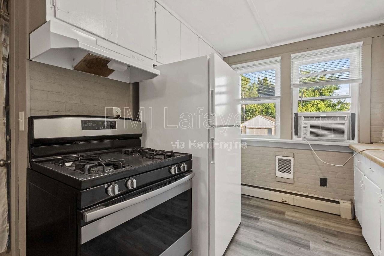 131 S 28th St - Photo 5 of 16