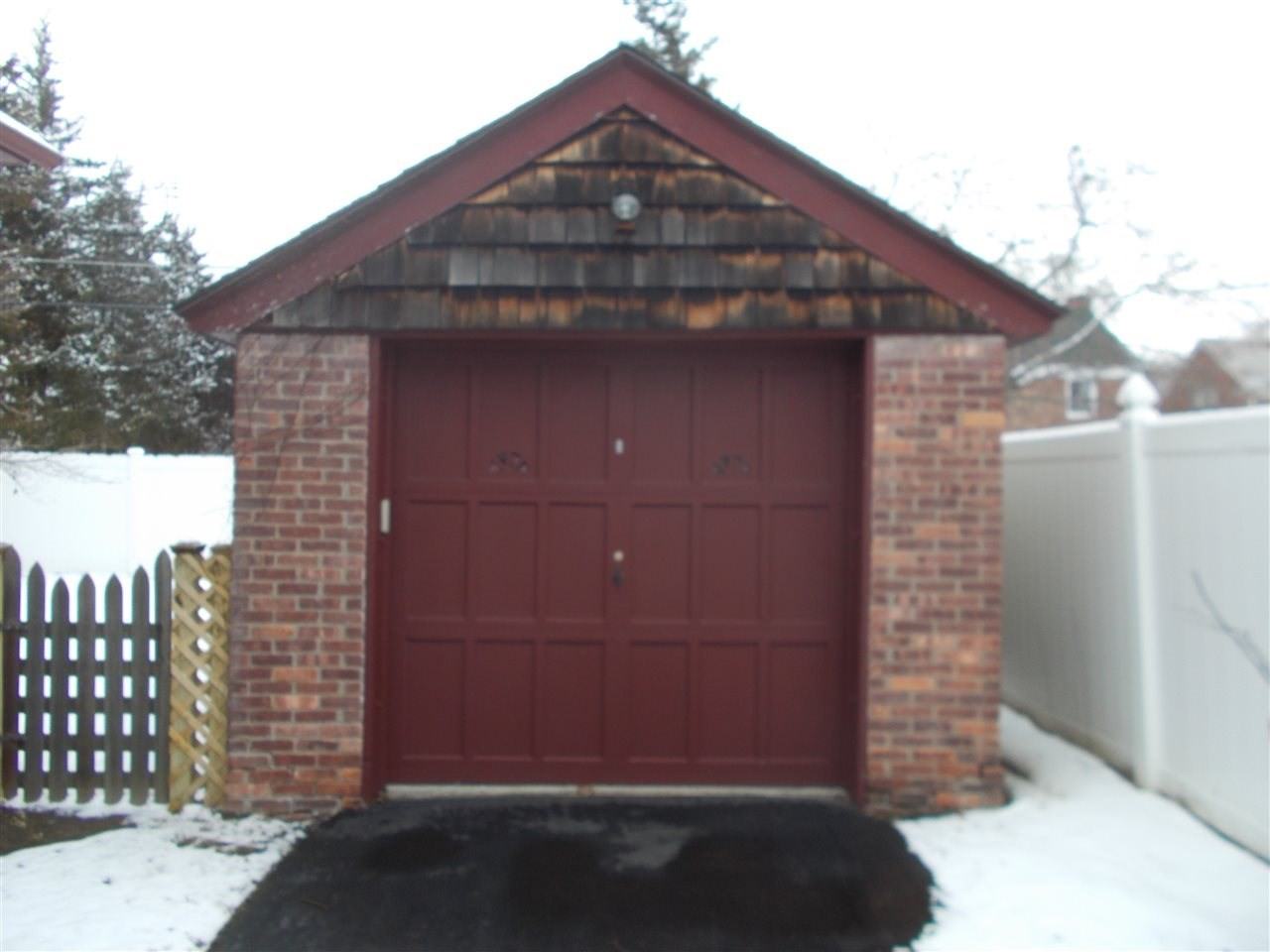 28 Berncliff Ave - Photo 2 of 23