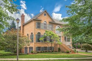 featured image of 401 N Lombardy St