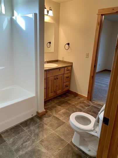 195 Silsbee Ave #1 - Photo 4 of 14