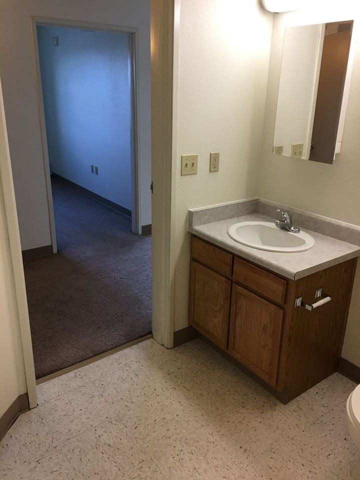 McKinley Tower Apartments - Photo 6 of 14