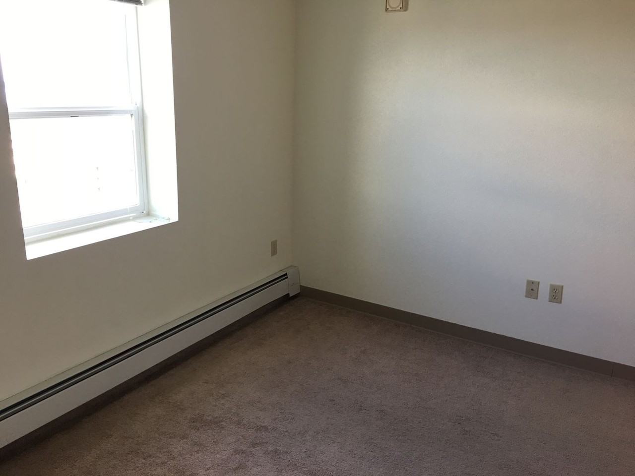 McKinley Tower Apartments - Photo 7 of 14