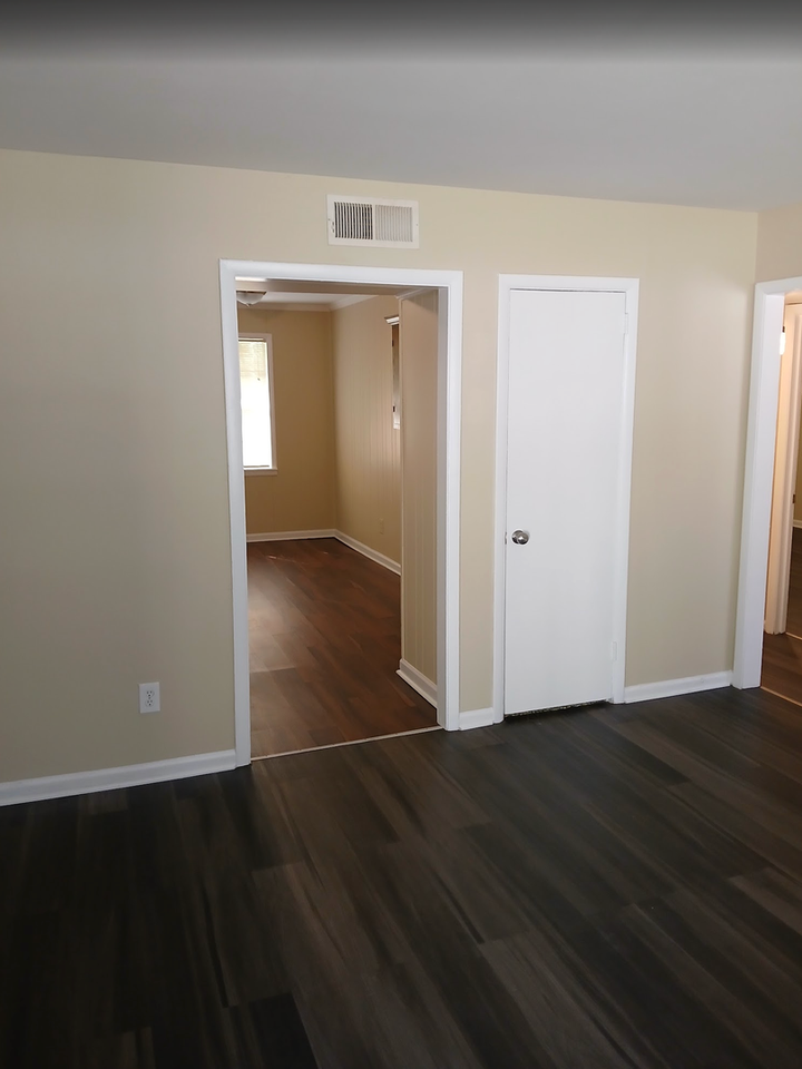 849 Old Trail Rd - Photo 3 of 26