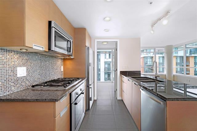 2507 Maple Street #7th floor - Photo 3 of 20