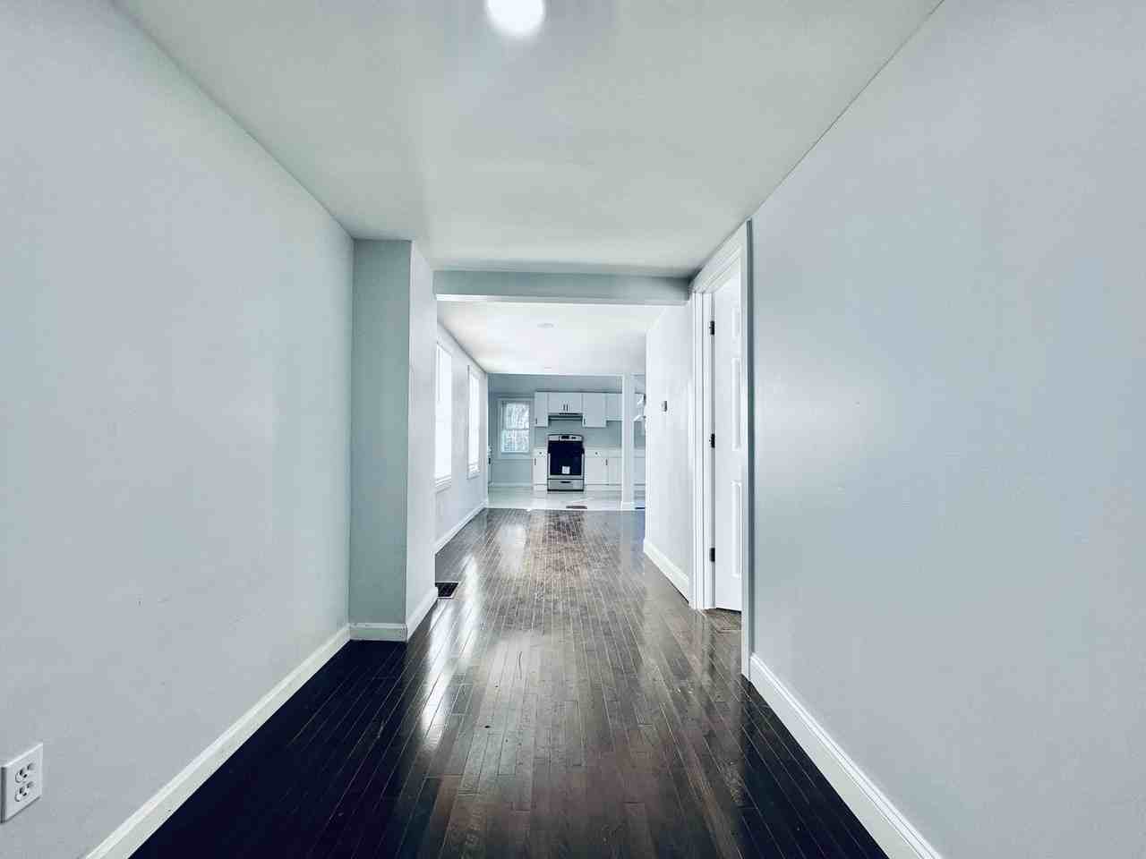 10 Kensington St - Photo 7 of 20