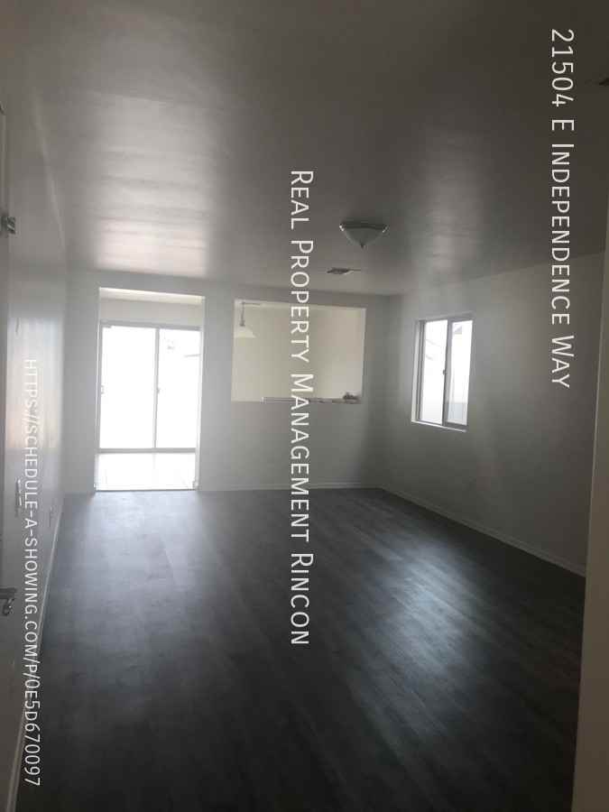 21504 E Independence Way - Photo 5 of 13