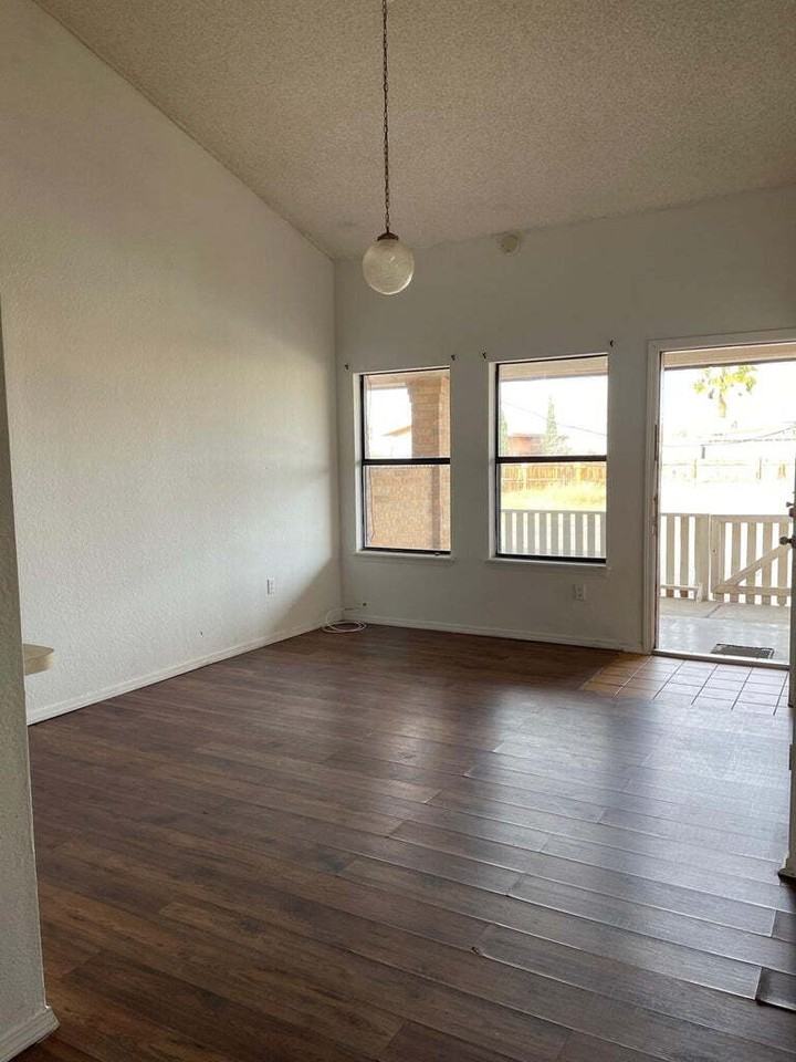 7214 Dale Rd #4 - Photo 6 of 17