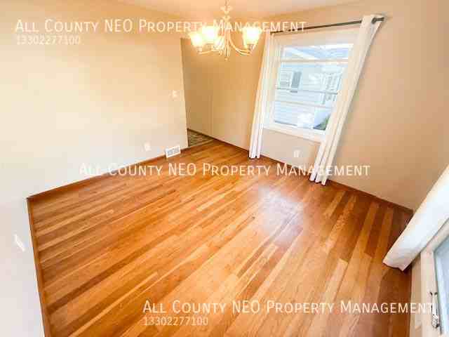 2192 Hoch Dr - Photo 4 of 23