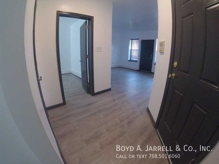 111 E 57th St - Photo 4 of 6