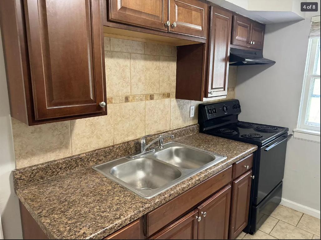 1232 Duenke Dr - Photo 6 of 8