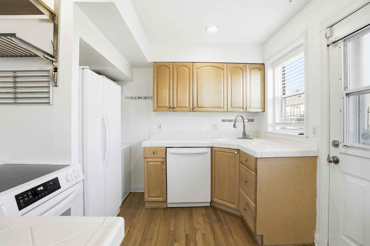 2819 Jasmine St - Photo 7 of 21