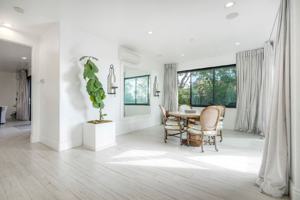 featured image of 300 9th St