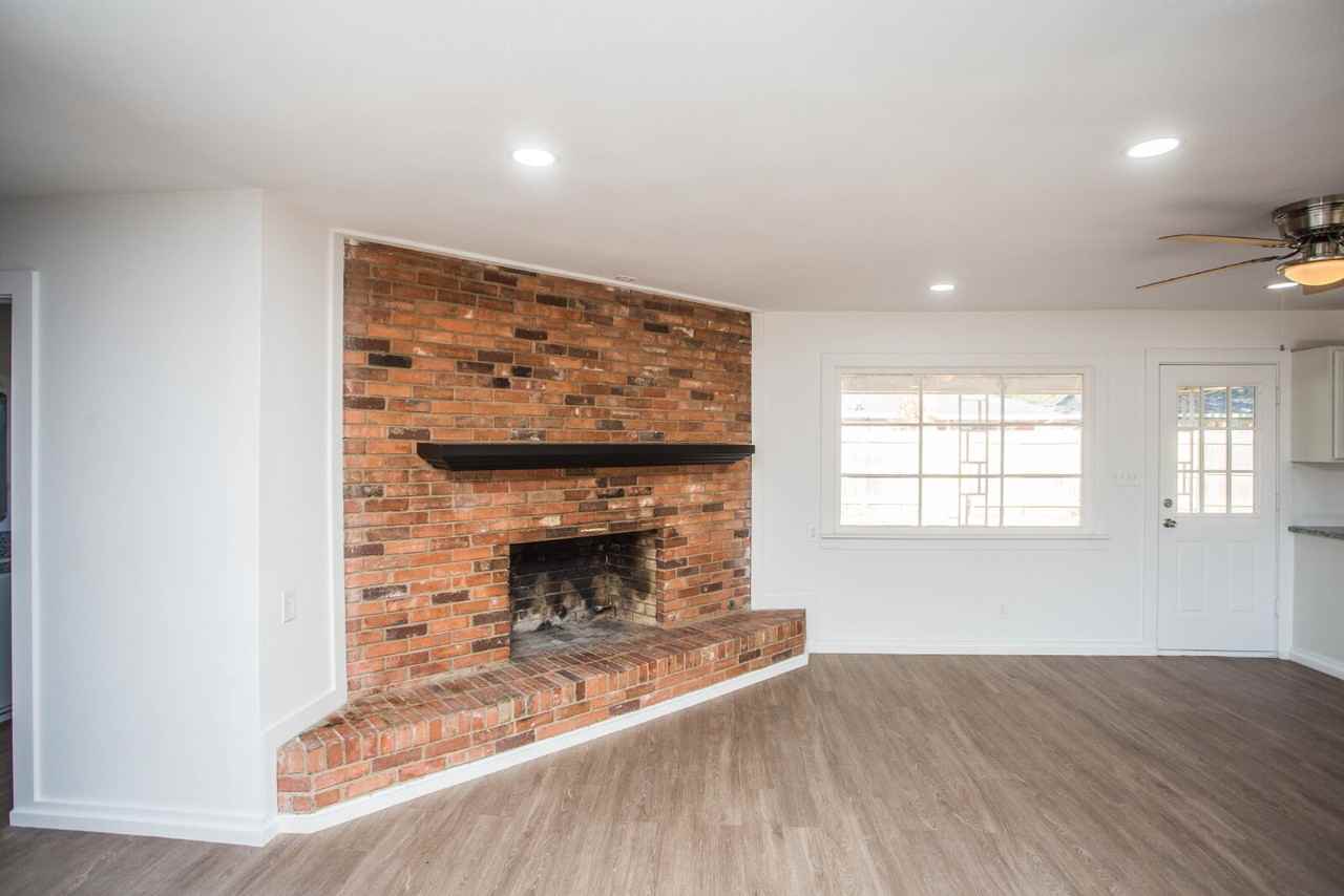 6004 Vernon Ave - Photo 7 of 35