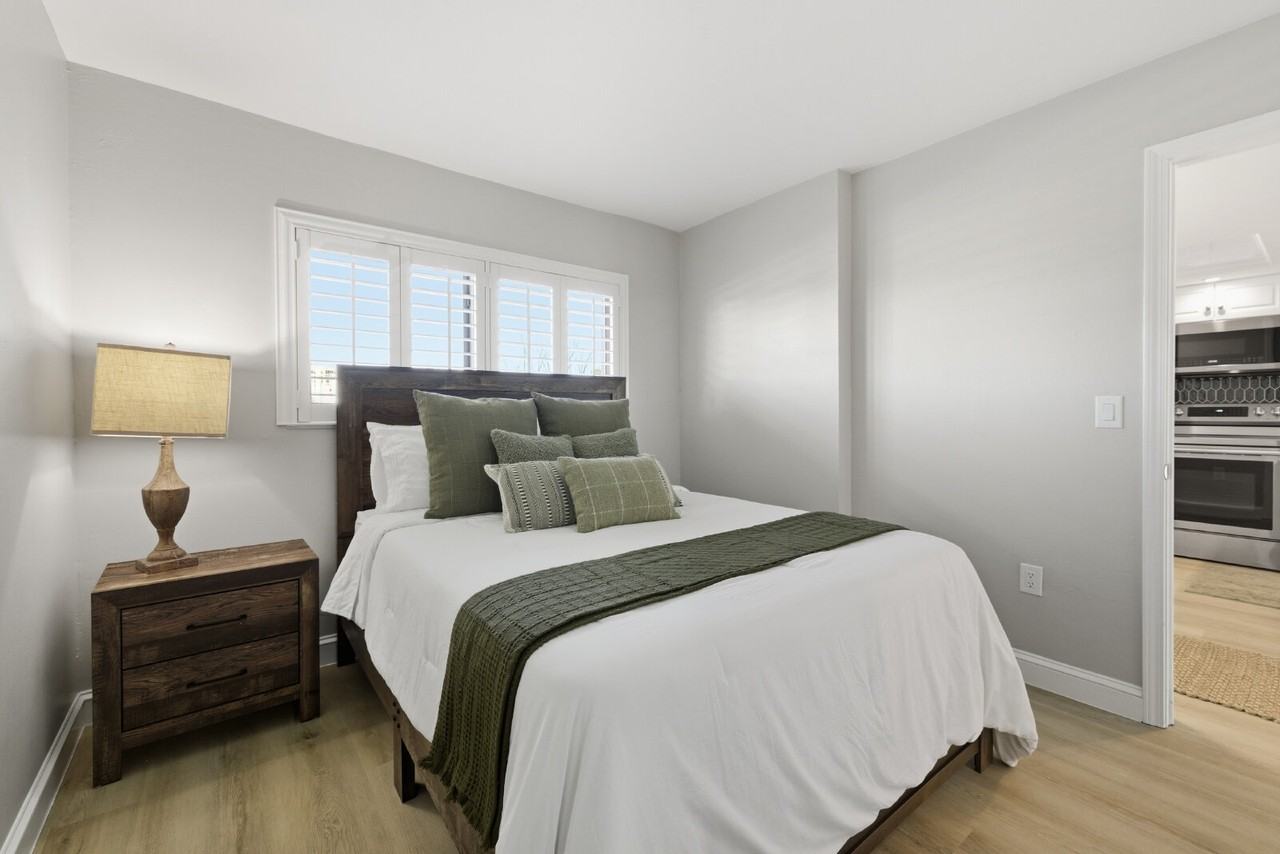 8350 Estero Blvd #125 - Photo 6 of 20