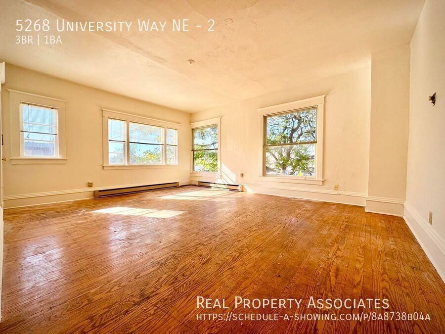 5268 University Way Northeast #2 - Photo 3 of 13