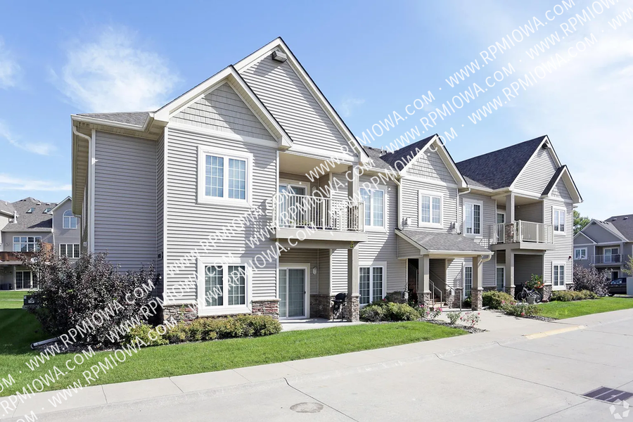 14105 Airline Avenue #7 - Photo 2 of 20