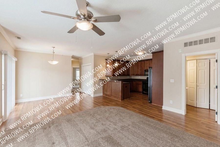 14105 Airline Avenue #7 - Photo 3 of 20