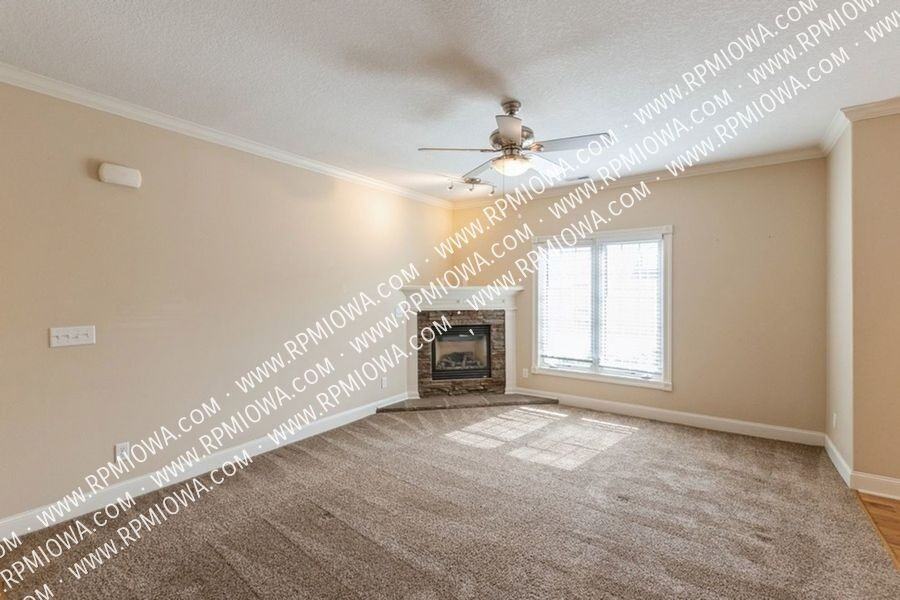 14105 Airline Avenue #7 - Photo 6 of 20