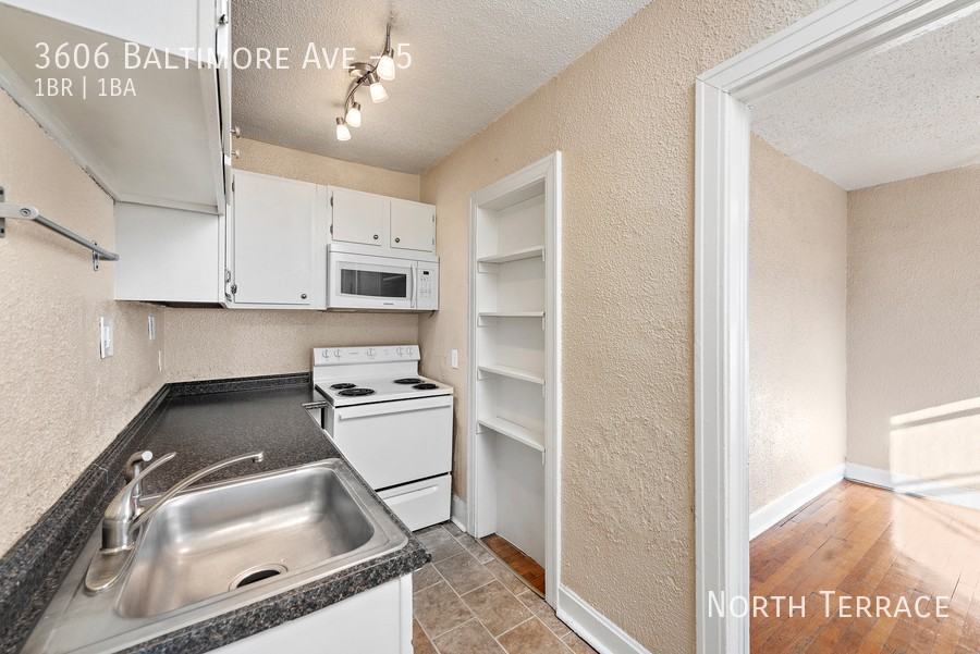 3606 Baltimore Ave #5 - Photo 4 of 11