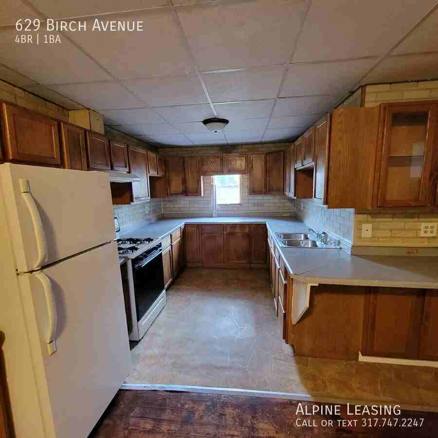 629 Birch Ave - Photo 4 of 7