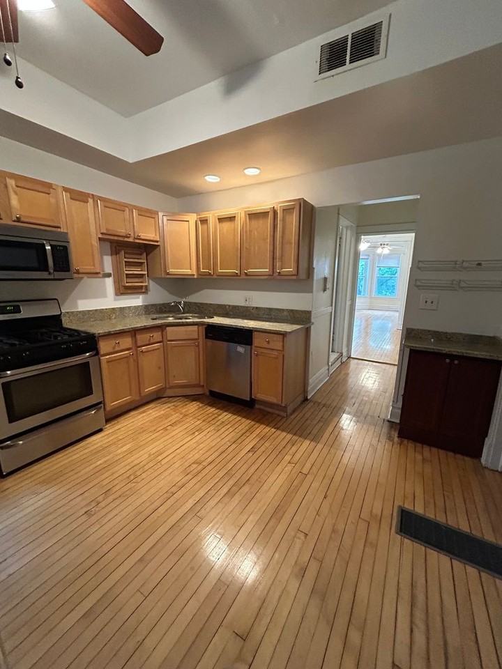 3701 North Damen Avenue #2 - Photo 7 of 15