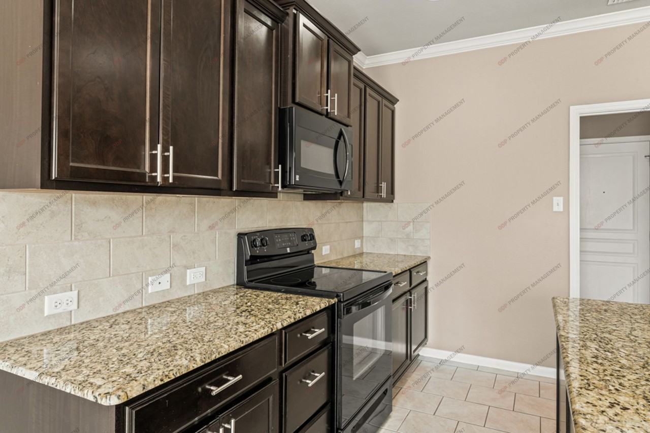 513 Wedgwood Dr - Photo 6 of 29