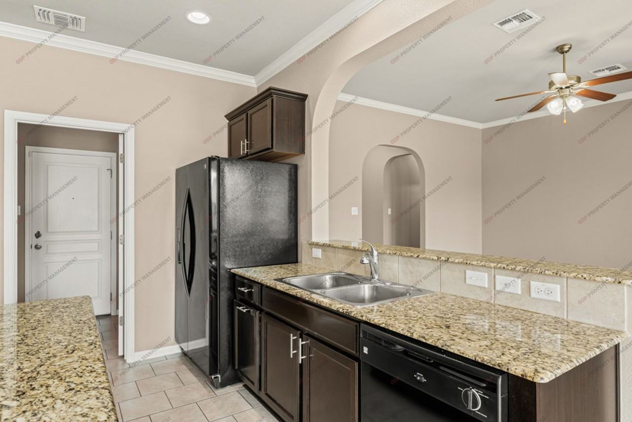 513 Wedgwood Dr - Photo 7 of 29