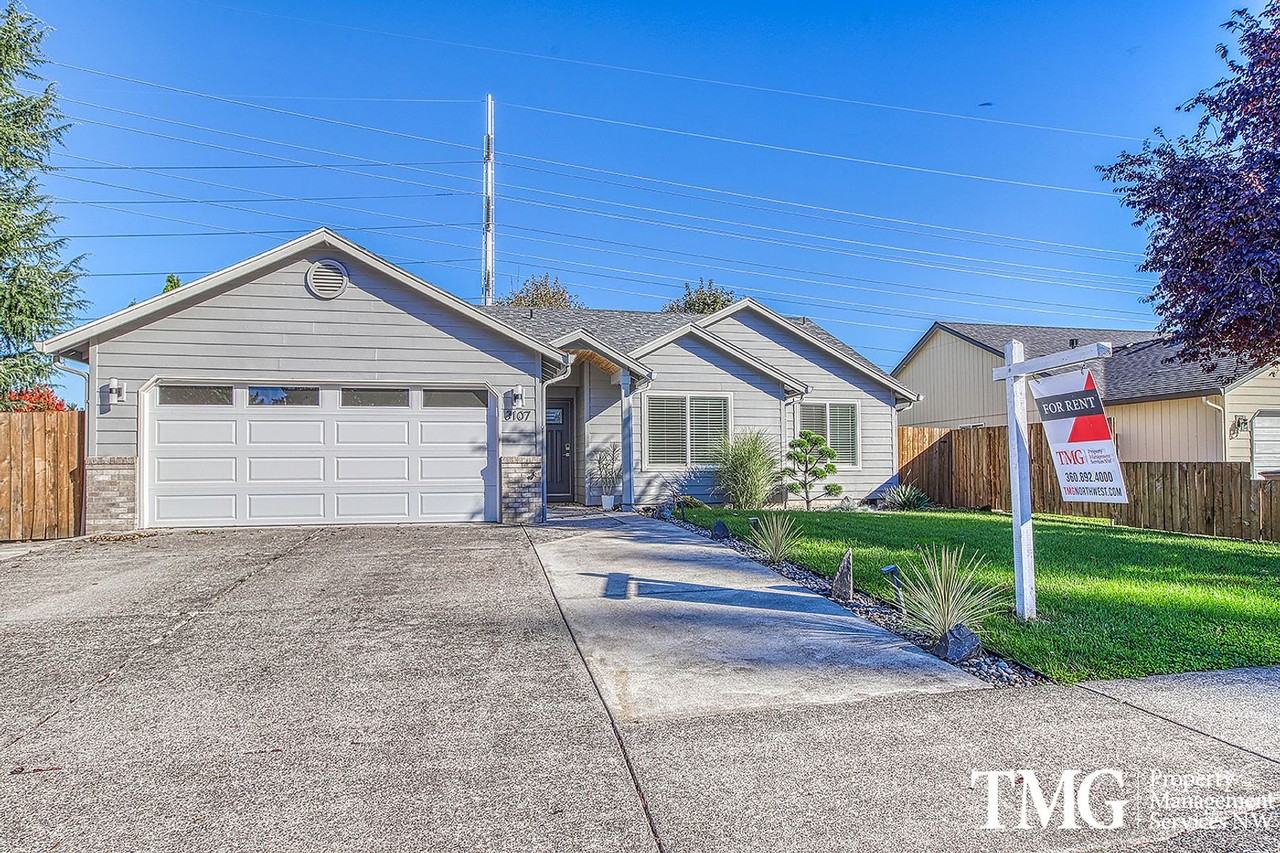 3107 Ne 166th Pl - Photo 3 of 37