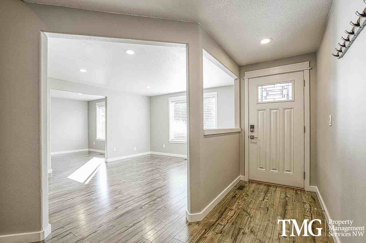 3107 Ne 166th Pl - Photo 5 of 37