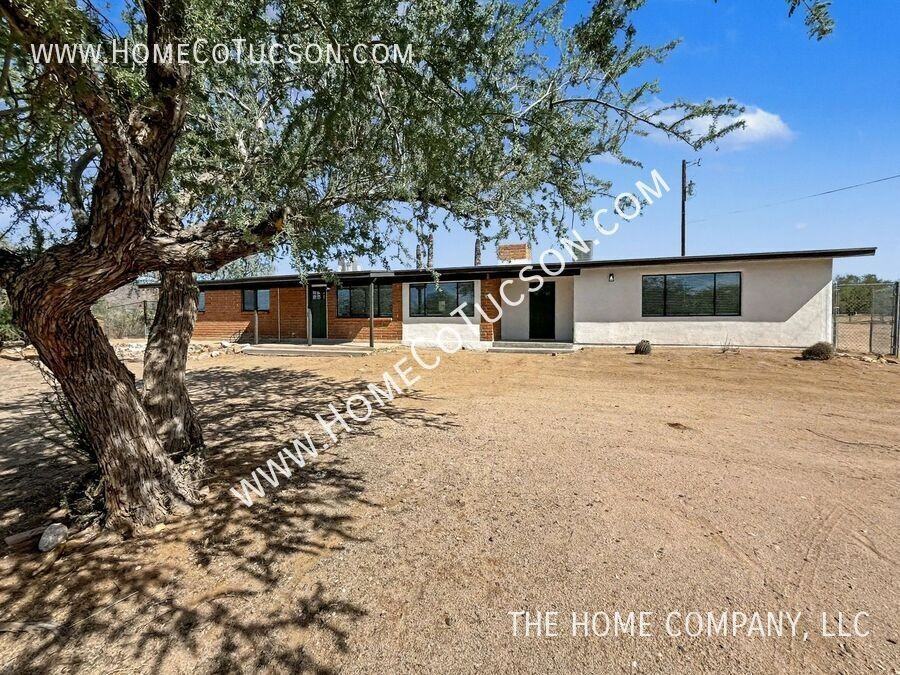 6060 N Van Ark Rd - Photo 2 of 50