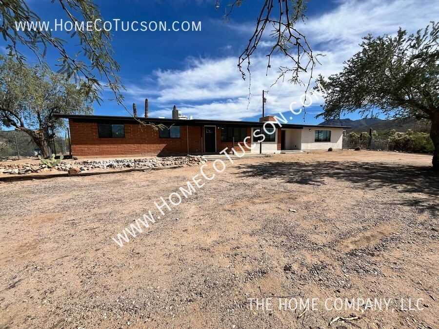 6060 N Van Ark Rd - Photo 3 of 50