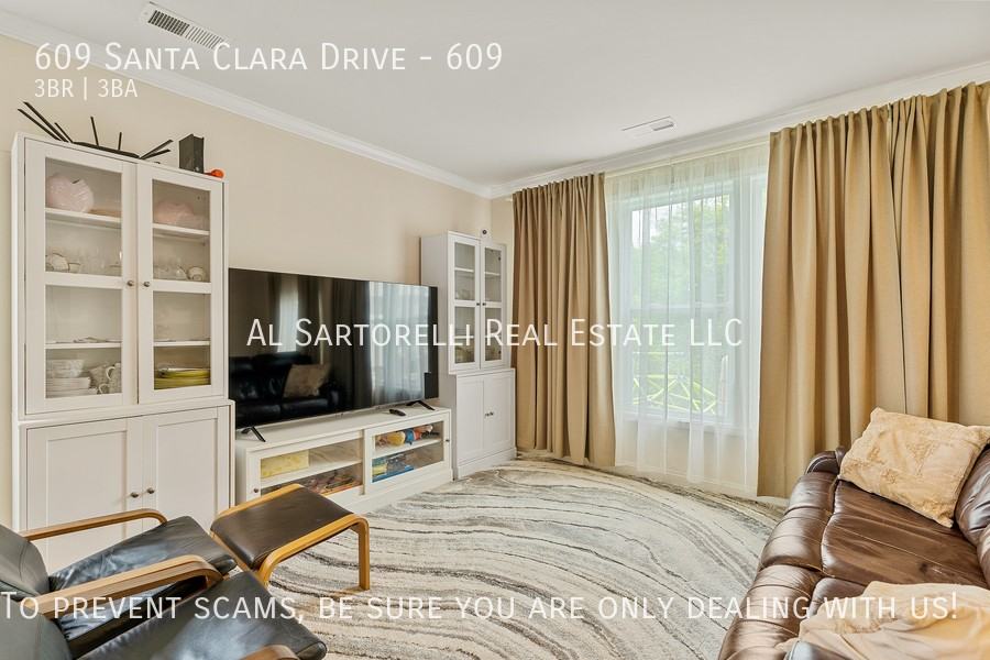 609 Santa Clara Drive #609 - Photo 7 of 26