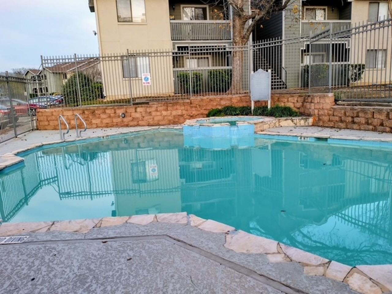 Park Ridge Apts - Photo 3 of 8